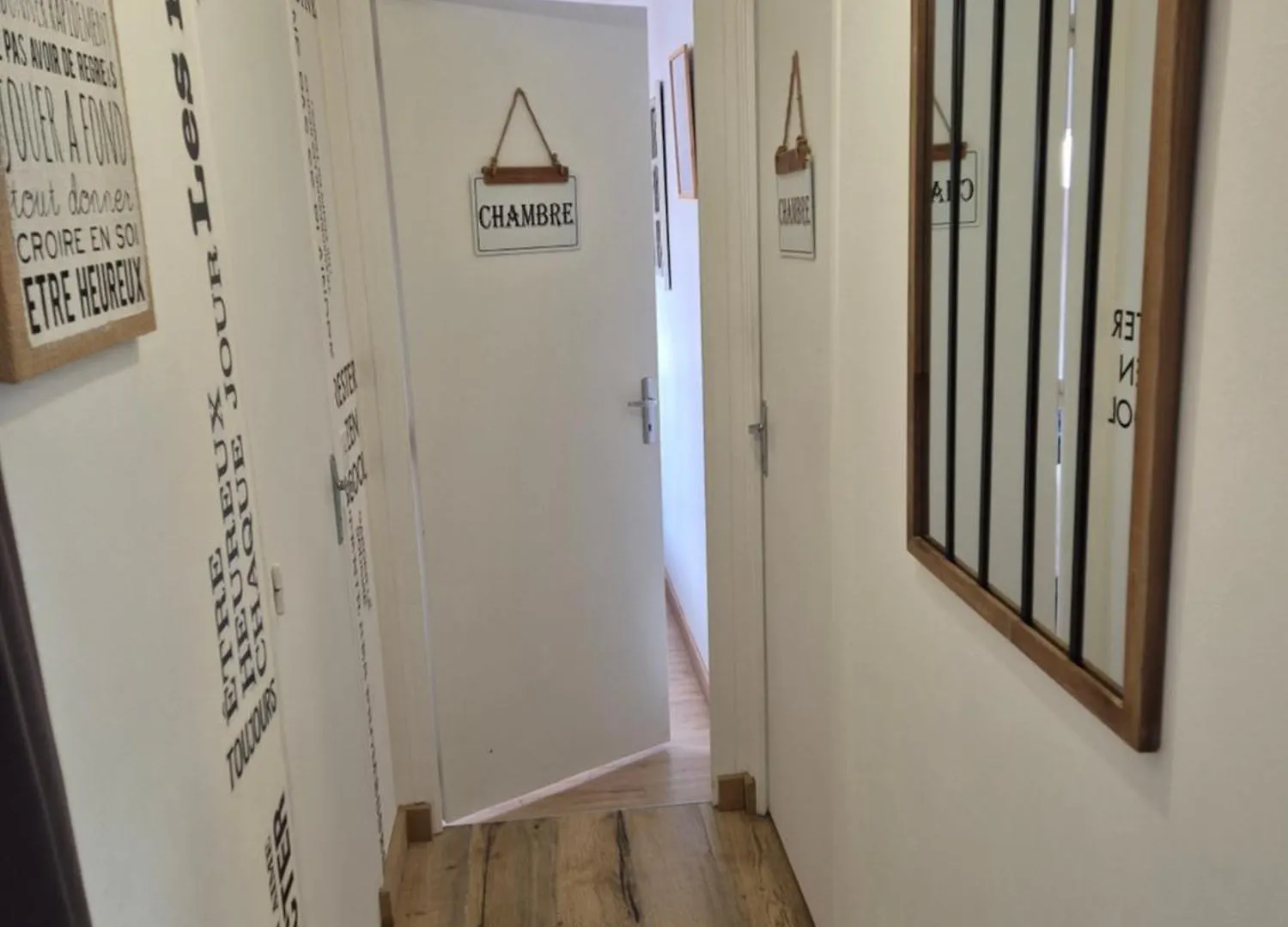 Appartement Du Bonheur Baguer-Pican 0*,  Franciaország